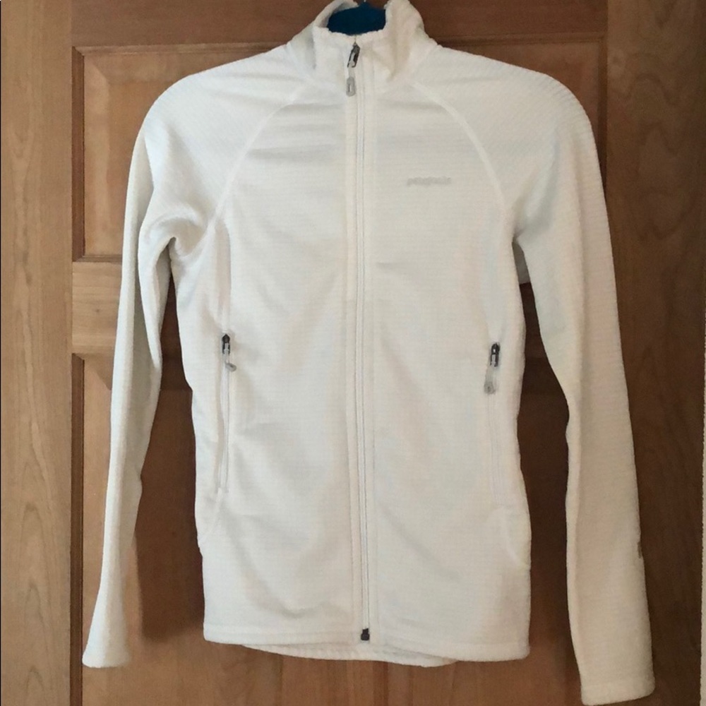 Patagonia white R1 zip up